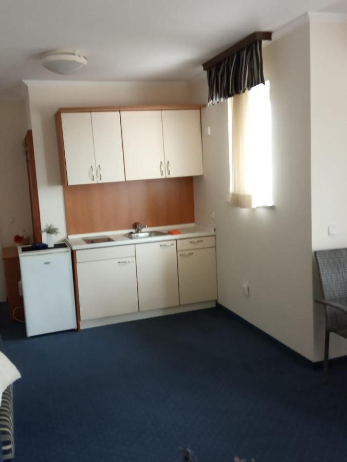 Turanj Apartman Daire Dış mekan fotoğraf